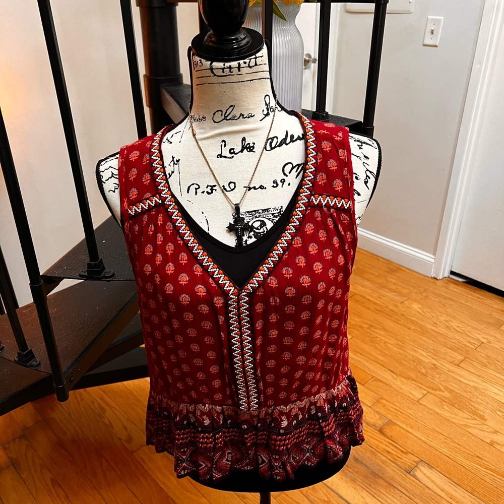 Patrons of Peace Red Sleeveless Blouse